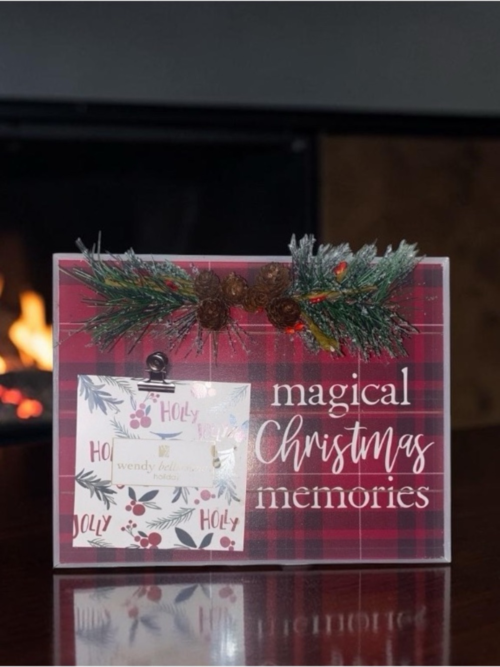 PHOTO CLIP WALL TABLE DECOR “Magical Christmas Memories” by Wendy Bellissimo
